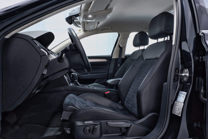 Volkswagen Passat Rline - Imagen 3